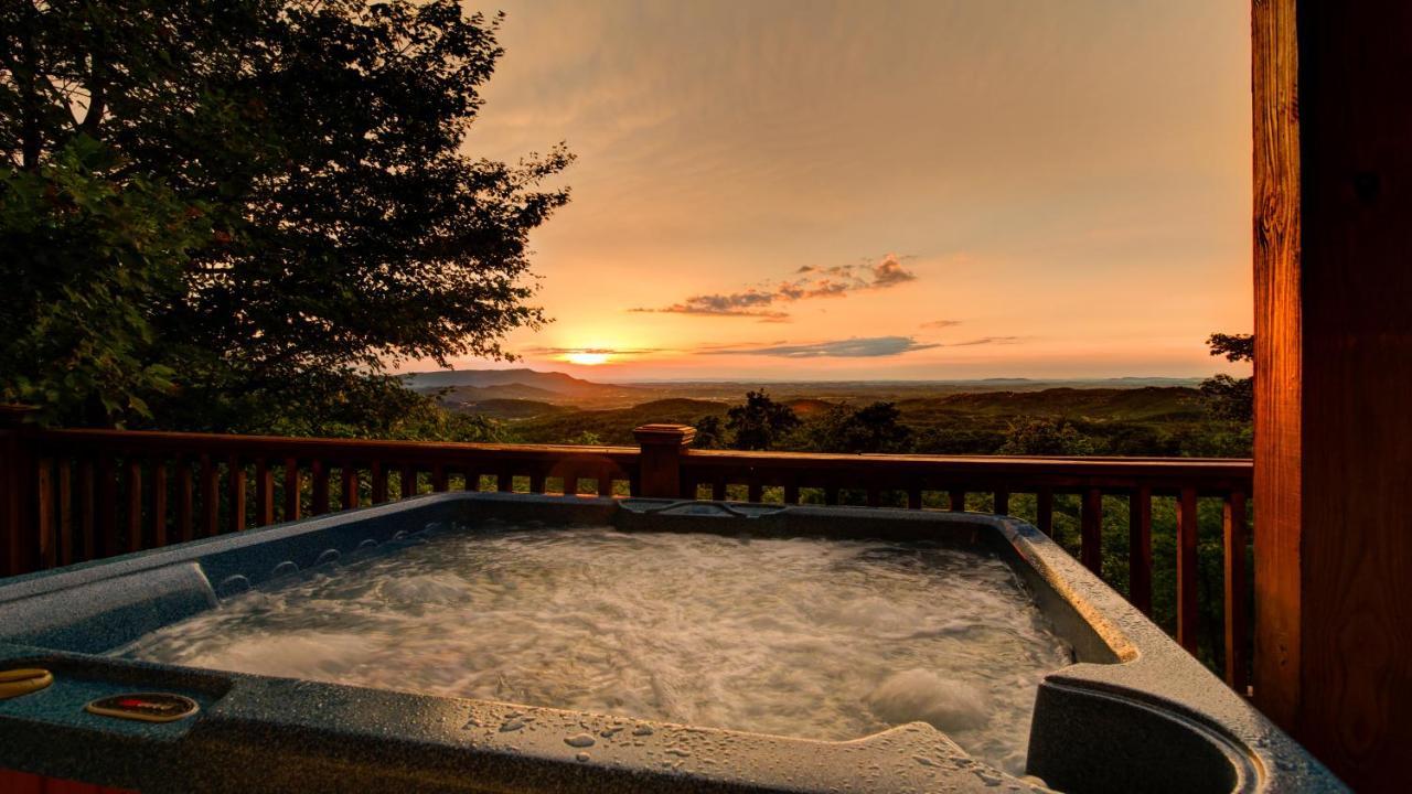 Incredible Views Hot Tub Close To Everything Sevierville Bagian luar foto